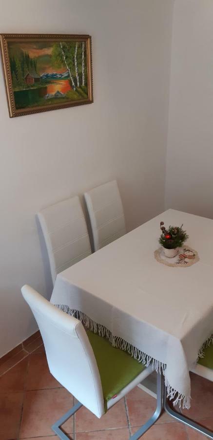 Appartement Apartma Albina